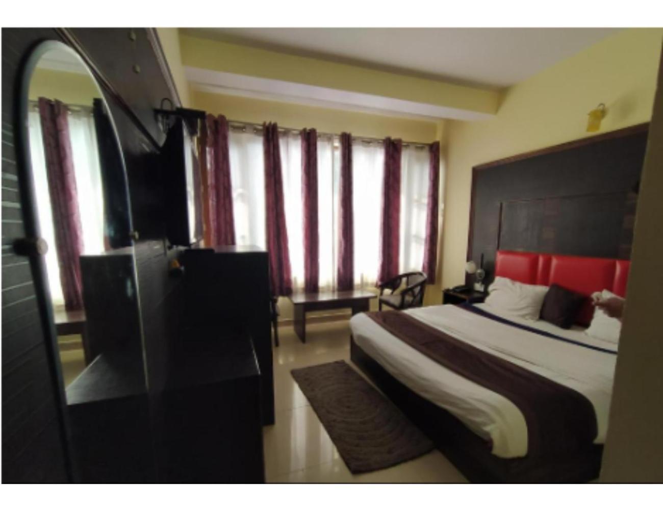 Hotel Super Mall Residency, Mussoorie Esterno foto